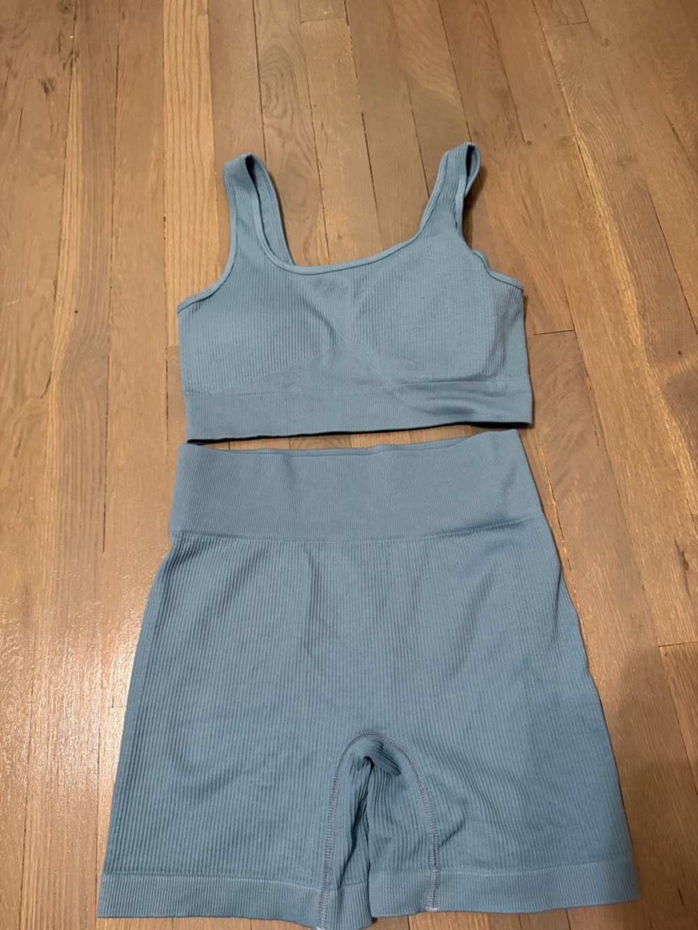 Ribbed Scoop Sports Bra & High-Waist Bike Shorts - Dusty Blue